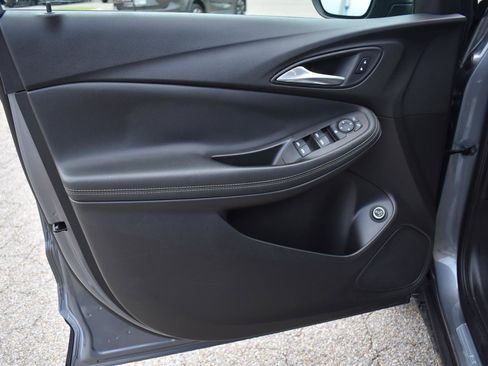 Used 2020 Buick Encore GX Select image 21