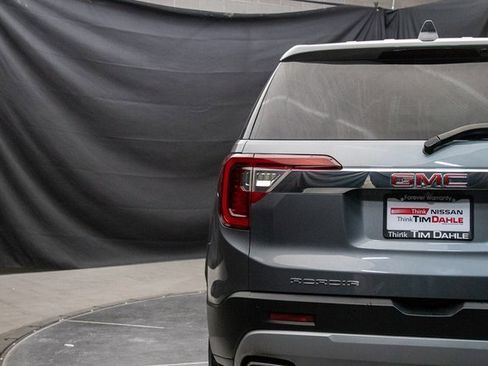 Used 2021 GMC Acadia SLE image 12