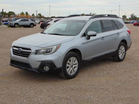 Used 2018 Subaru Outback 2.5i Premium AWD/4WD image 7
