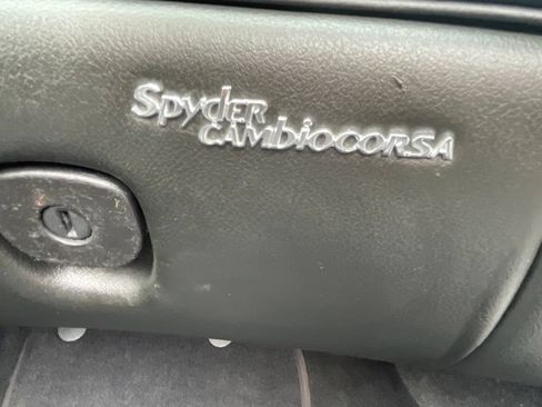 Used 2005 Maserati Spyder GT RWD image 32