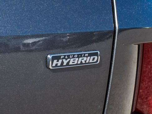 Used 2025 Ford Escape SE FWD image 11