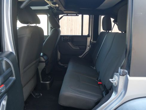 Used 2017 Jeep Wrangler Unlimited Sport w/ Quick Order Package 24S image 10