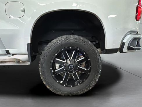 Used 2022 Chevrolet Silverado 1500 RST image 30