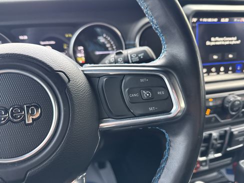 Certified 2022 Jeep Wrangler Unlimited Rubicon 4xe w/ Steel Bumper Group image 25