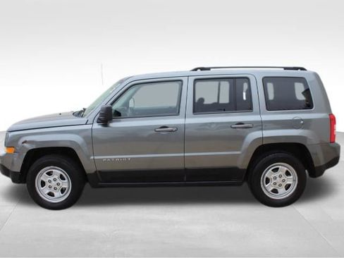 Used 2012 Jeep Patriot Sport w/ PWR Value Group image 4