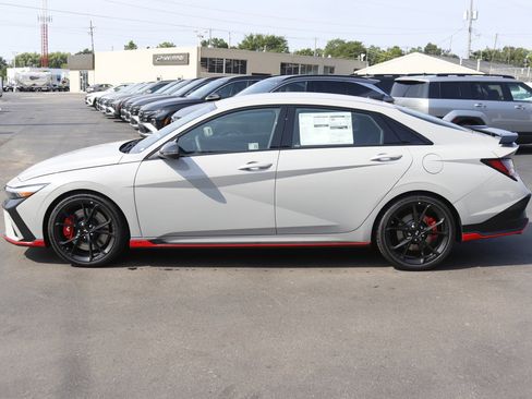 New 2025 Hyundai Elantra N image 9