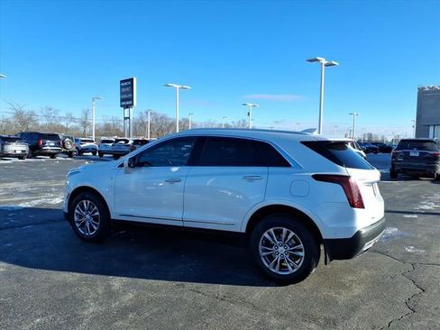 Used 2021 Cadillac XT5 Premium Luxury image 8