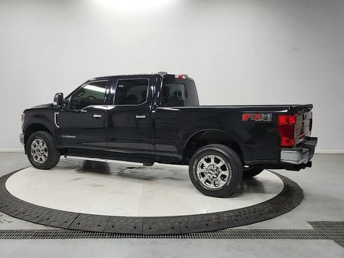 Used 2022 Ford F350 Lariat w/ Lariat Ultimate Package AWD/4WD image 5
