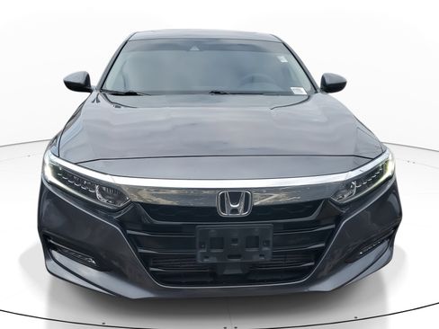 Used 2018 Honda Accord EX image 2