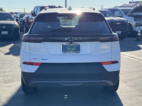 Certified 2023 Chevrolet Bolt EUV LT image 3