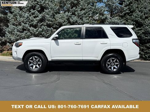 Used 2024 Toyota 4Runner TRD Off-Road AWD/4WD image 4