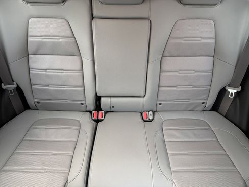 Used 2022 Honda CR-V Touring image 13