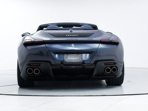 Certified 2025 Ferrari Roma Spider RWD image 8