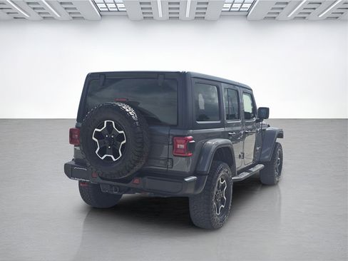 Used 2023 Jeep Wrangler Unlimited Rubicon image 3