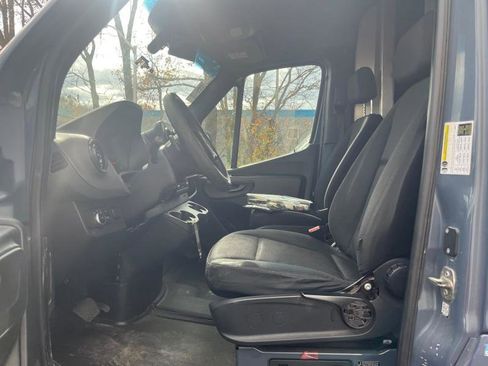 Used 2019 Mercedes-Benz Sprinter 170 image 10