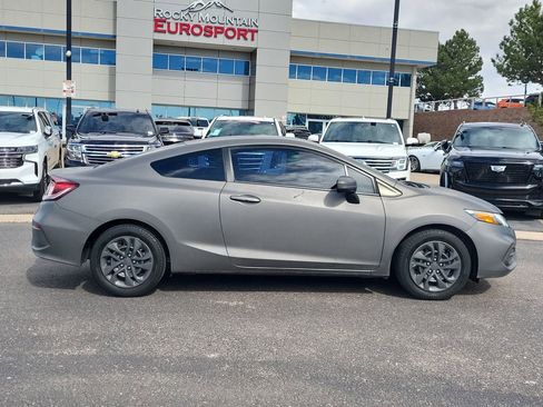 Used 2014 Honda Civic LX image 2