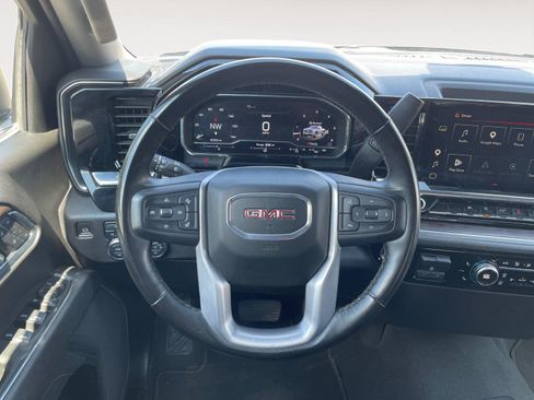 Used 2025 GMC Sierra 1500 SLT AWD/4WD image 12