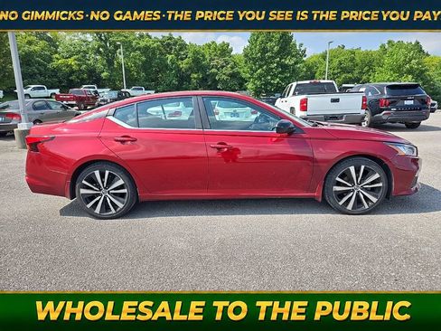 Used 2020 Nissan Altima 2.5 SR FWD image 8