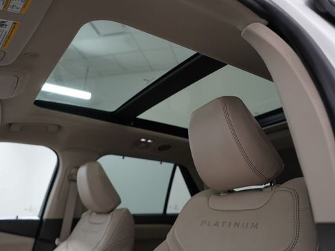 Certified 2023 Ford Explorer Platinum w/ Technology Package AWD/4WD image 21