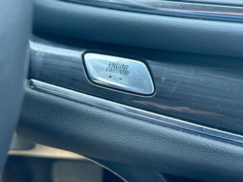 Certified 2024 Buick Enclave Essence w/ Sport Touring Edition FWD image 17
