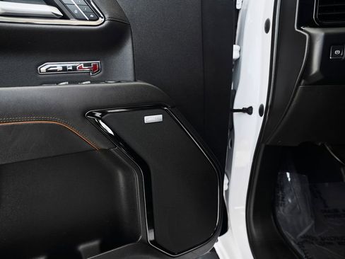 Used 2023 GMC Sierra 1500 AT4 w/ AT4 Premium Package image 25