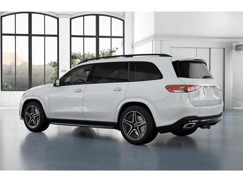 New 2026 Mercedes-Benz GLS 450 4MATIC image 29