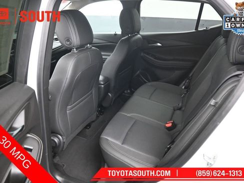 Used 2025 Buick Encore GX Preferred FWD image 10
