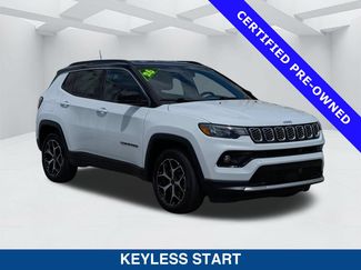 Used 2026 Jeep Compass Limited AWD/4WD video 3