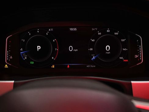 Used 2023 Volkswagen Atlas SE w/ Panoramic Sunroof Package image 21