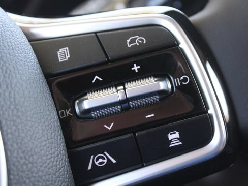 New 2027 Kia Carnival SX w/ Dark Edition Package FWD image 39