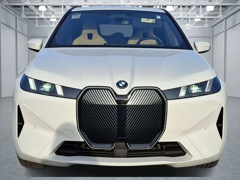 New 2026 BMW iX xDrive45 image 2