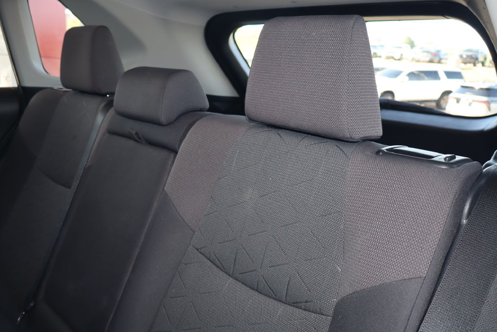 Used 2020 Toyota RAV4 XLE FWD image 33