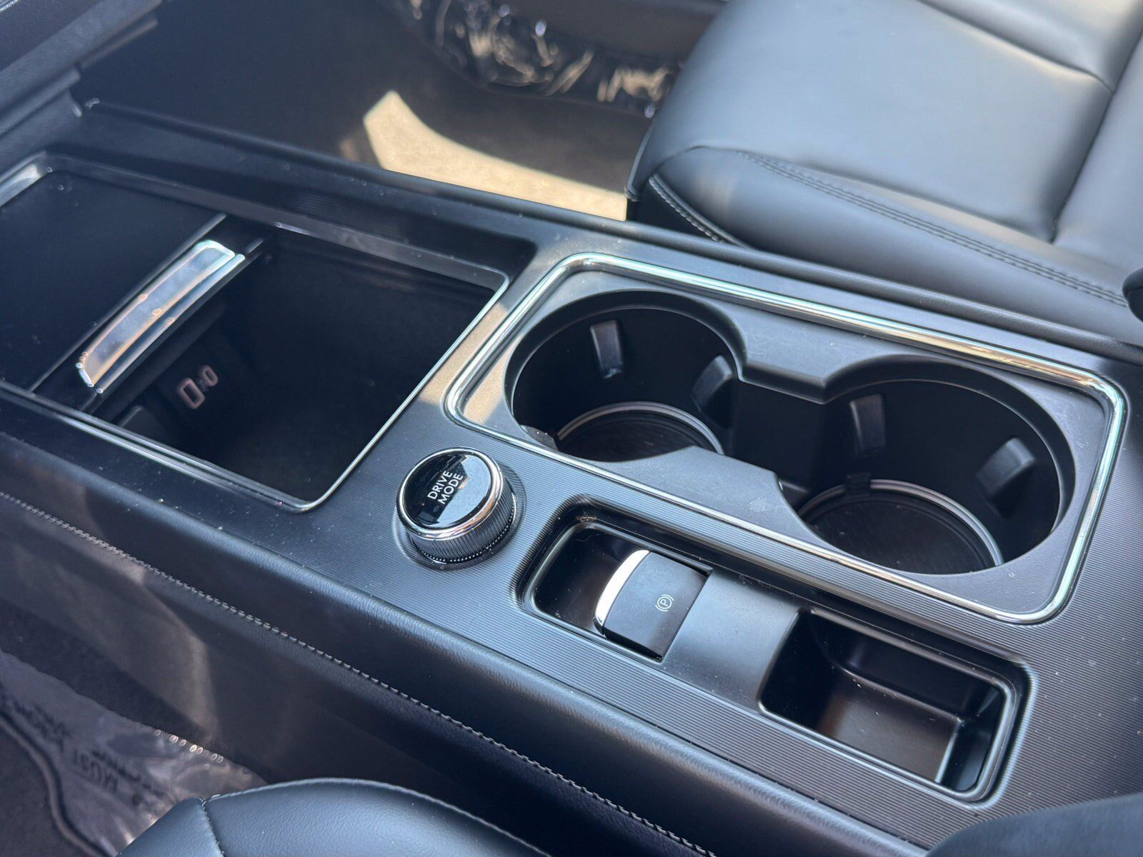 Used 2025 Lincoln Corsair FWD image 29
