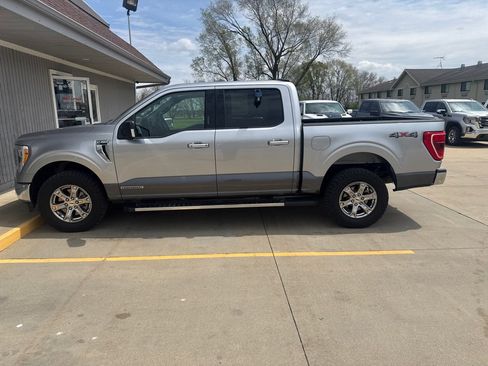 Used 2021 Ford F150 XLT w/ Equipment Group 302A High AWD/4WD image 6