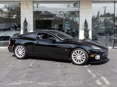 Used 2002 Aston Martin Vanquish image 46