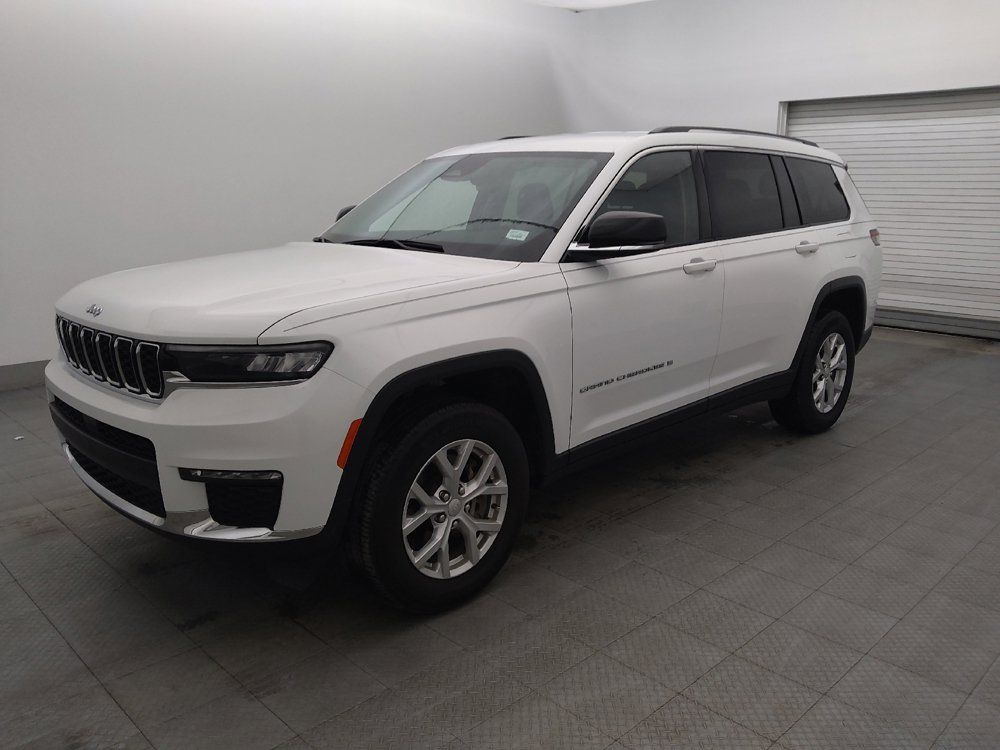 Used 2023 Jeep Grand Cherokee L Limited AWD/4WD image 2