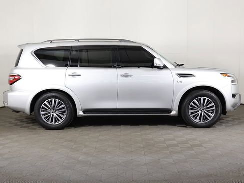 Used 2021 Nissan Armada SV w/ SV Appearance Package image 19