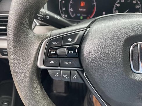 Used 2020 Honda Accord LX image 32