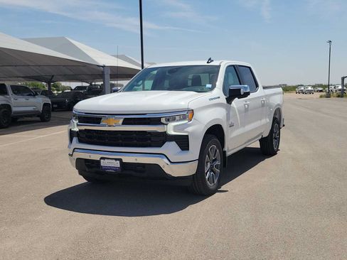New 2026 Chevrolet Silverado 1500 LT w/ Safety Package RWD image 4