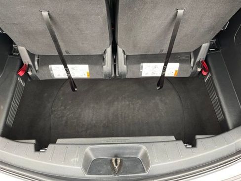 Used 2018 Ford Explorer XLT w/ Equipment Group 202A image 28