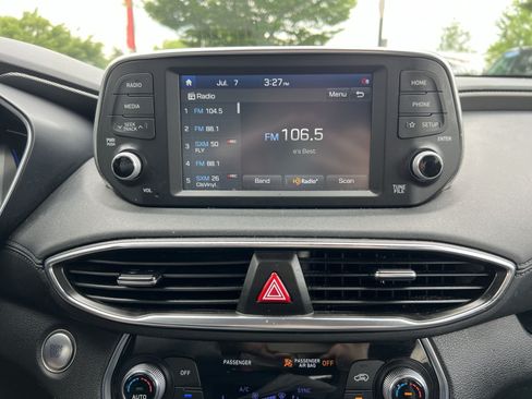 Used 2020 Hyundai Santa Fe SEL w/ Convenience Package AWD/4WD image 18