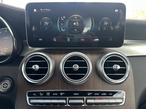 Certified 2022 Mercedes-Benz GLC 43 AMG 4MATIC image 23