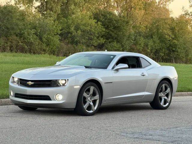 Used 2010 Chevrolet Camaro LT w/ RS Package RWD image 31
