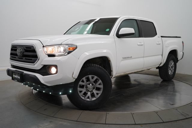 Used 2019 Toyota Tacoma SR5 AWD/4WD image 1