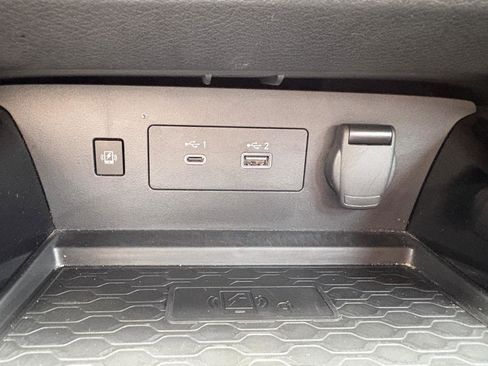 Used 2024 Nissan Altima 2.5 SV w/ SV Premium Package FWD image 28