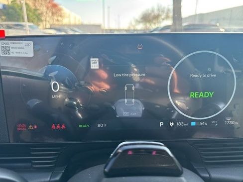 Used 2025 Hyundai Ioniq 5 SE image 8