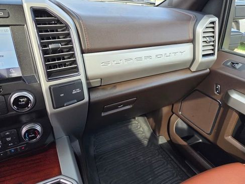 Used 2021 Ford F450 King Ranch w/ King Ranch Ultimate Package image 29