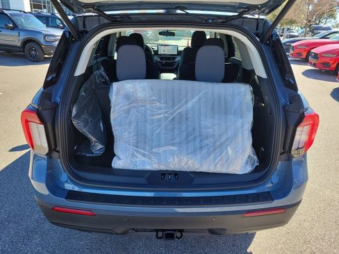 New 2026 Ford Explorer Active image 8