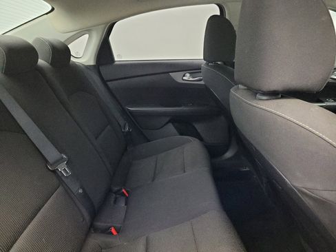 Used 2019 Kia Forte LXS image 19
