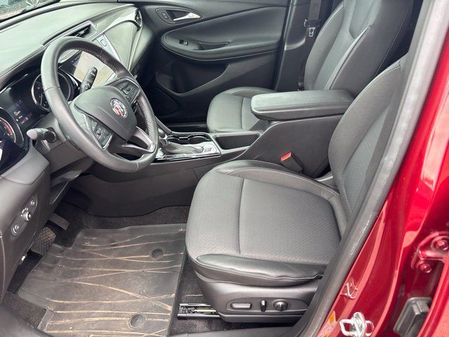 Used 2022 Buick Encore GX Select w/ Sport Touring Package AWD/4WD image 5